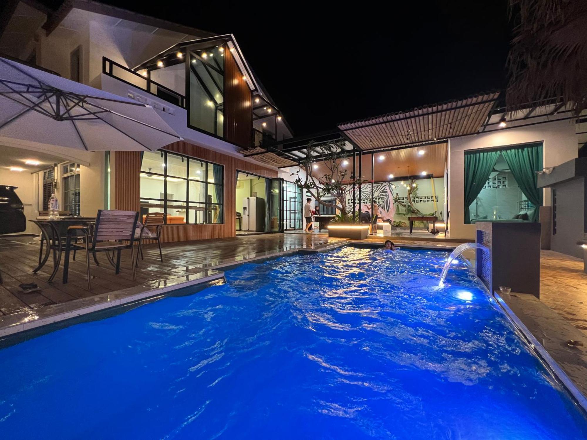 The Viista Retreat 6 Bedrooms With Private Pool Rumah liburan Johor Bahru