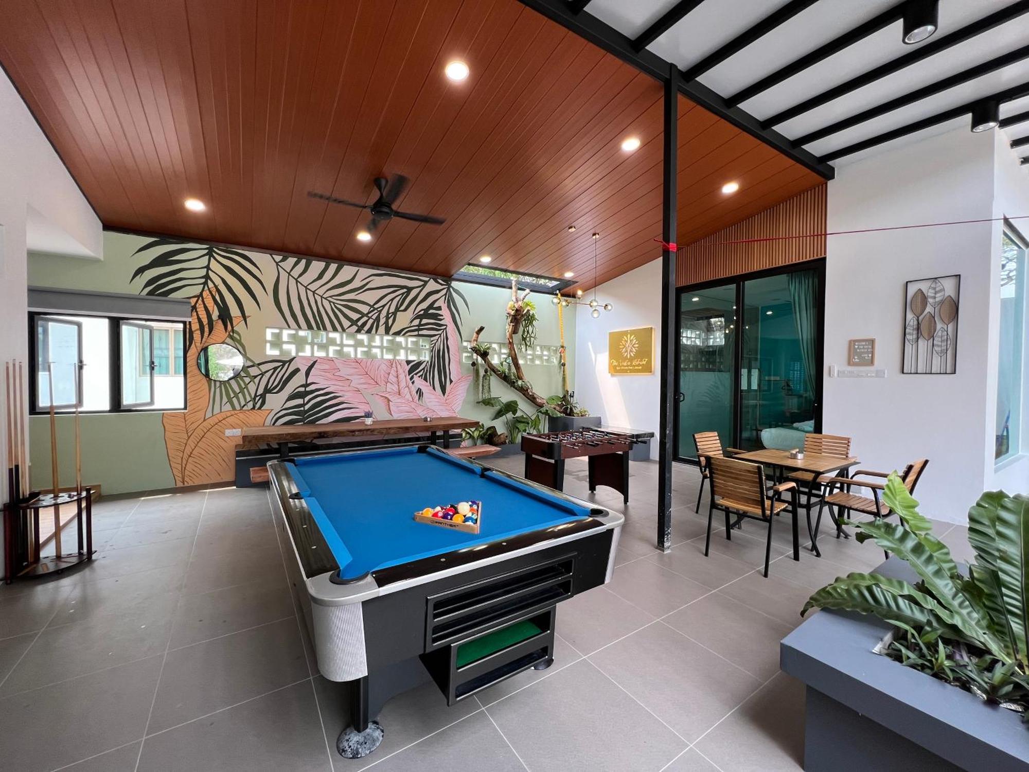Rumah liburan The Viista Retreat 6 Bedrooms With Private Pool Johor Bahru